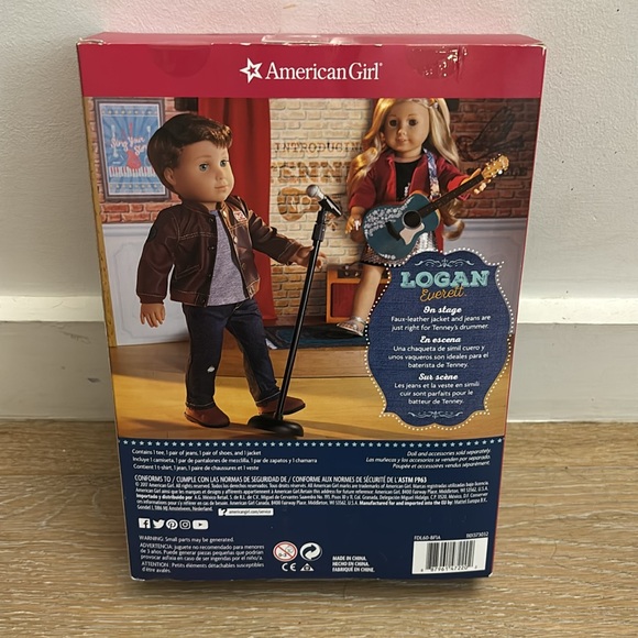 American Girl Logan Everett Boy Outfit New in Box - Picture 2 of 3